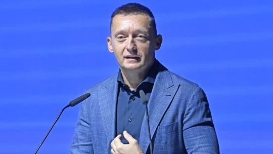 Folytatódnak a kirúgások: ezúttal a Rogán Antal által bekebelezett hírszerzésért felelős hivatal főigazgatójának kell mennie