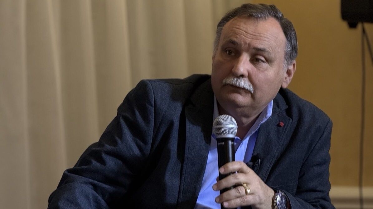 Hadüzenet az akkumulátorgyáraknak, razziákat kezdeményez a kormány