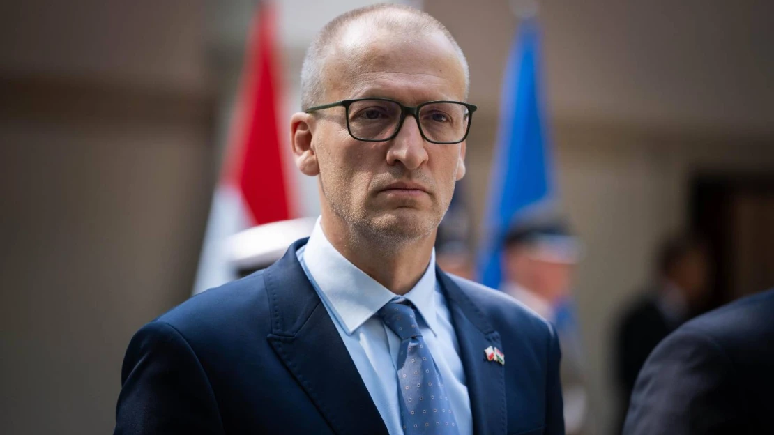 Egy fontos állami intézmény vezetőjének felfüggesztését kérik Tarr Zoltántól