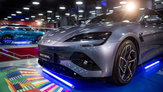 BYD-gyár Szegeden: szó szerint közelebb került az emberekhez