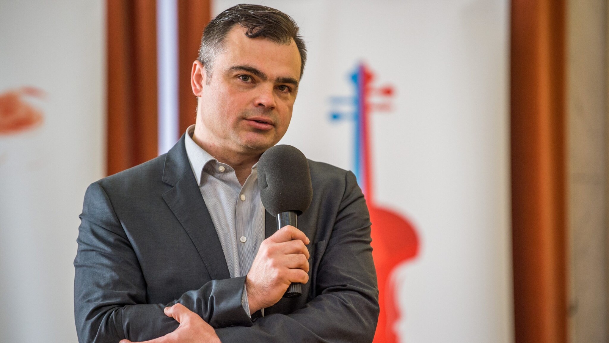 Kiszállt az egyik tulajdonos az Index mögötti csoportból