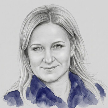 Árvai Eszter