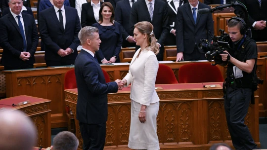 Az Orbán-kormány tagjai után a volt országgyűlési képviselők is megkapták a felszólítást, Forsthoffer Ágnes nem kertelt