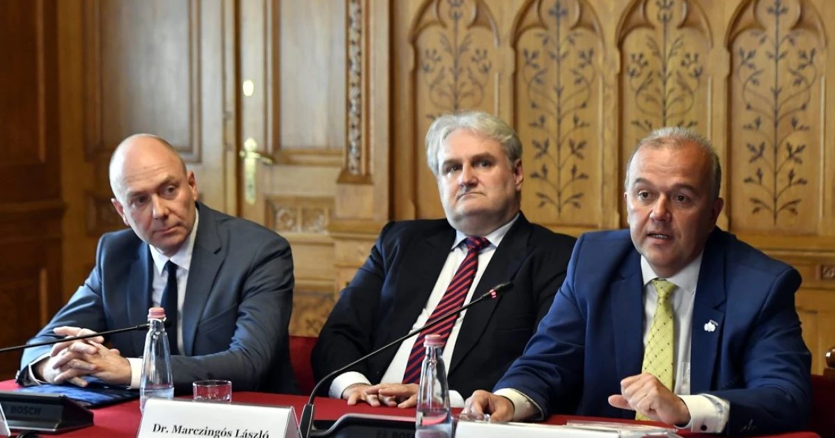 Ő lehet a katalán népi művészetes hasonlattal leírt ügyvéd, aki segítette K. Endre kegyelmi kérvényét