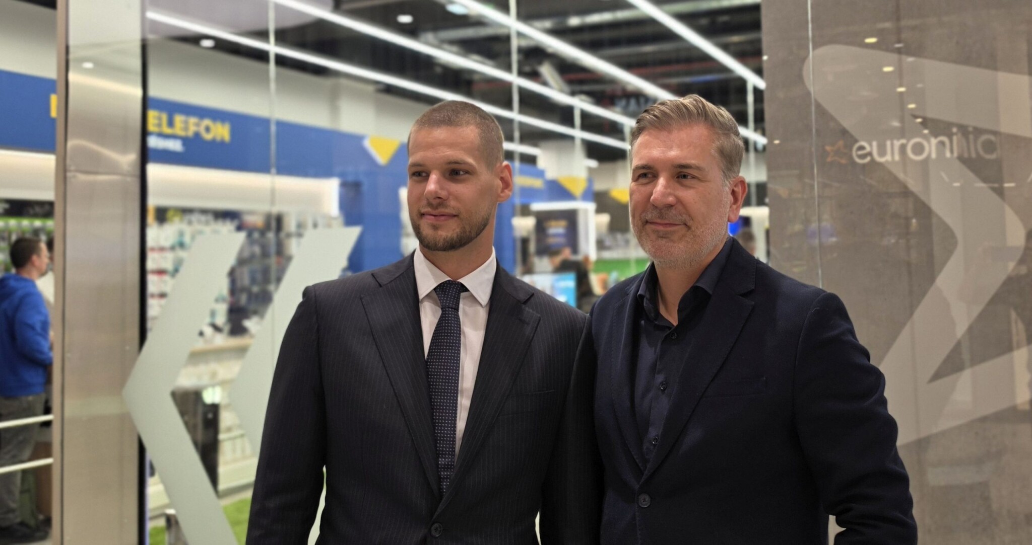Tovább terjeszkedik a legnagyobb magyar műszaki lánc, sokat várnak a piactól a foci-vb évében