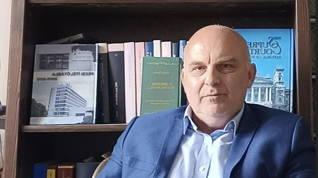 „Hát, akkor essünk végre túl a bemutatkozáson.” Felfedte magát a kegyelmi ügy kulcsfigurája, Magyar Péter is reagált rá