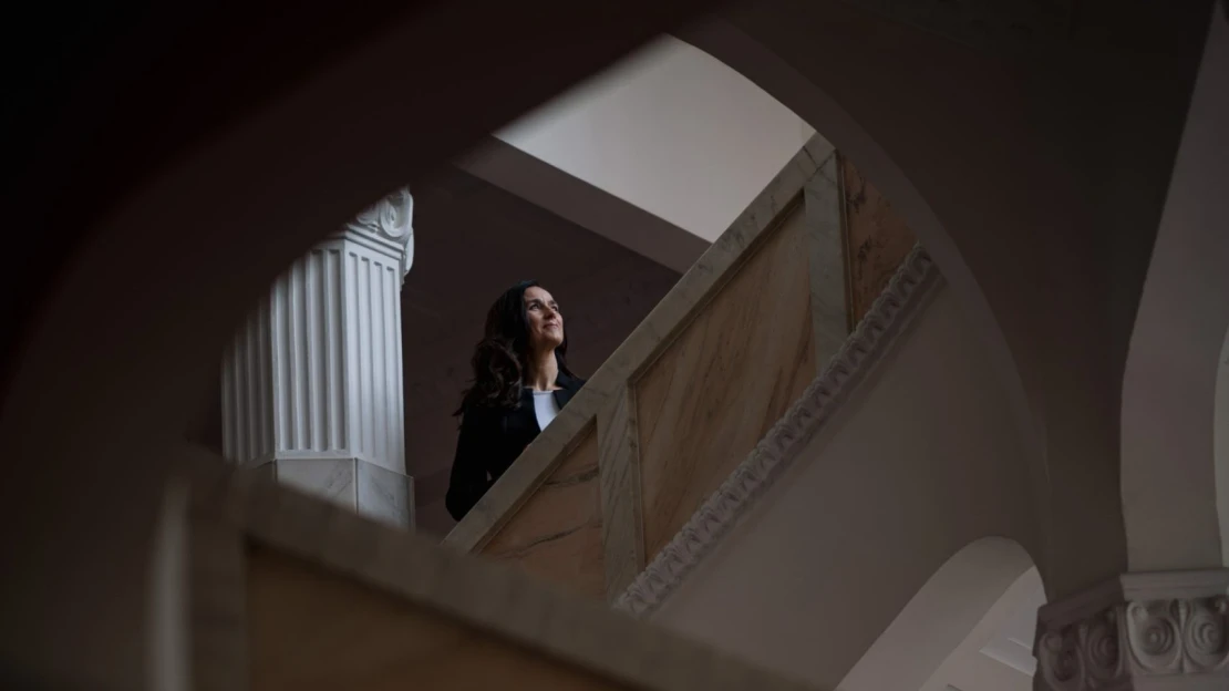 „Két-három ember kiutasítása jelzés, tízé viszont már háború”