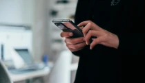 Hónapokon belül drágább lesz a mobilozás: mindhárom nagy szolgáltató árat emel