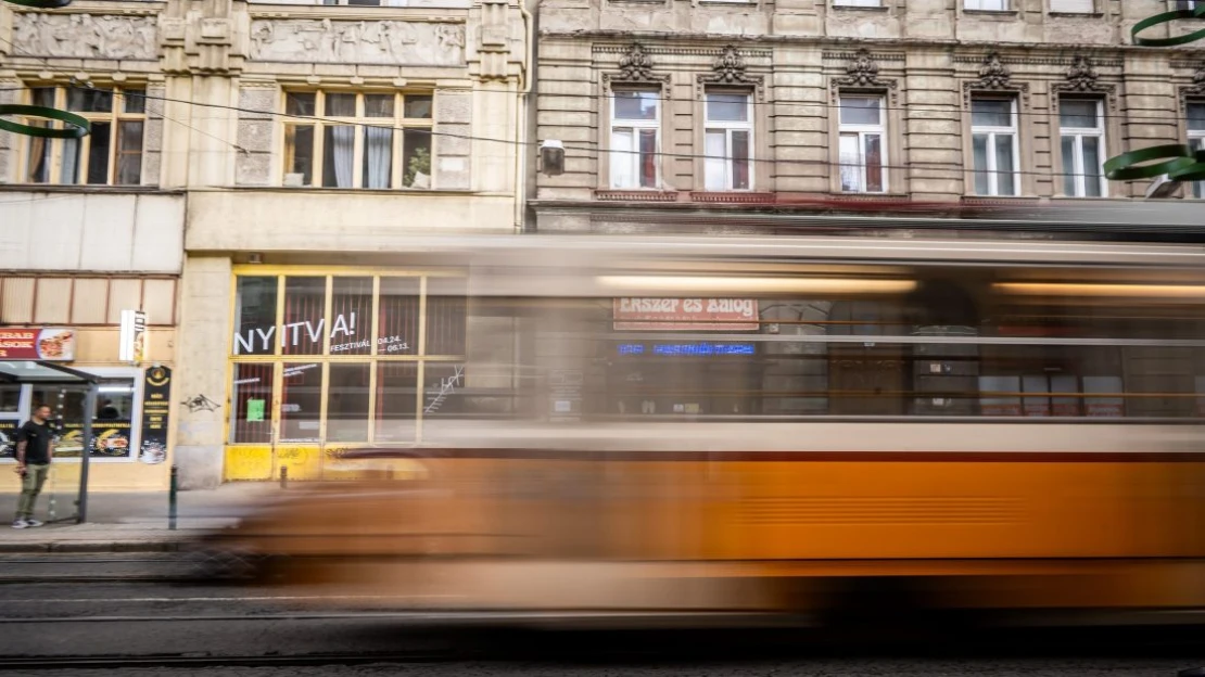 „Ez soha nem lesz egy Váci utca, de nem is ez a cél.” Így élesztik fel a Népszínház környéki üzleteket
