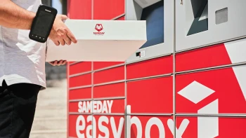 Az utolsó nagy üzlet, amit Orbánék még elkaszáltak: siker helyett kivonulás a csomagautomata-piacról