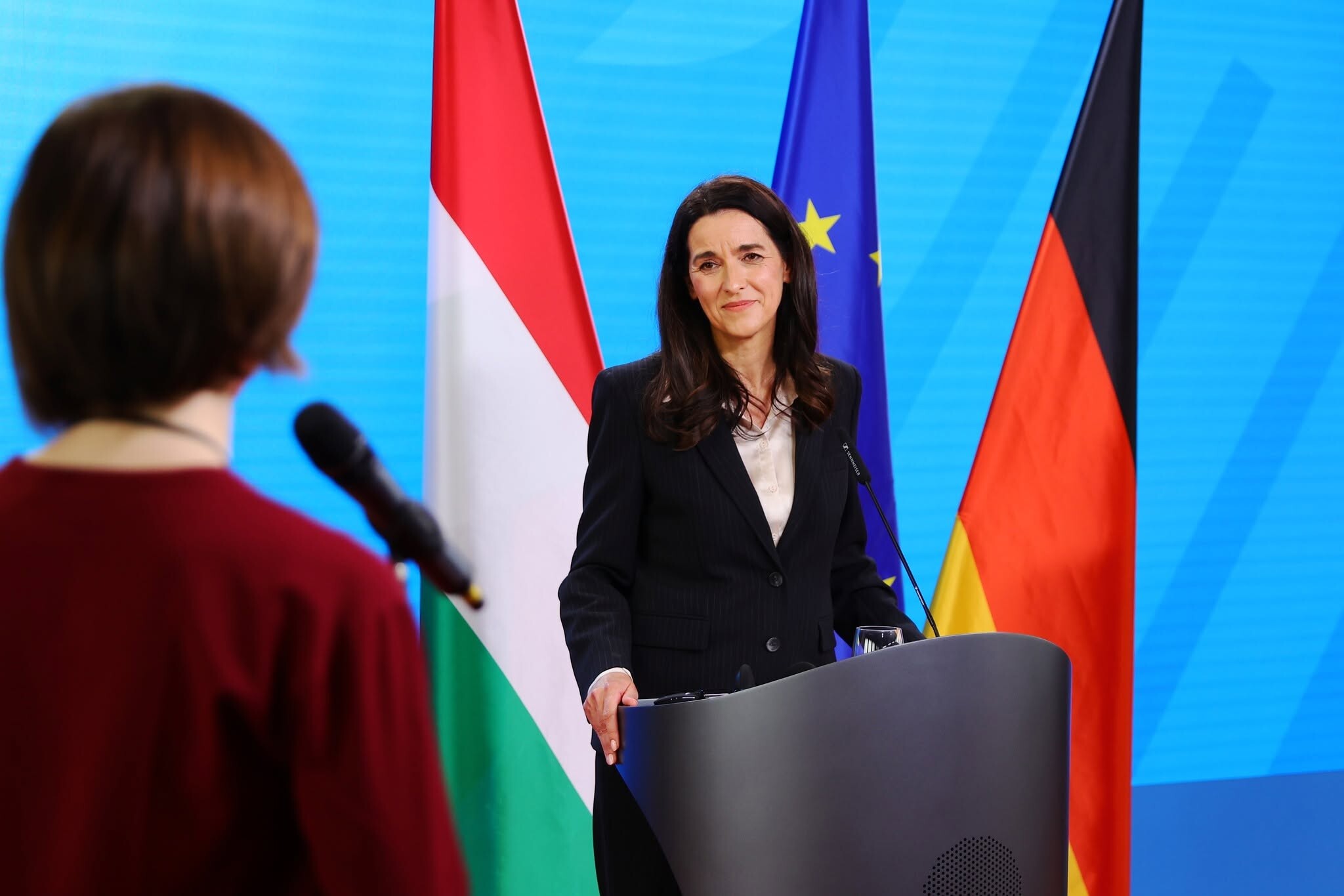 „Barátságtalan lépés” – a Kreml azt ígérte, hogy megfelelő választ adnak a diplomaták kiutasítására