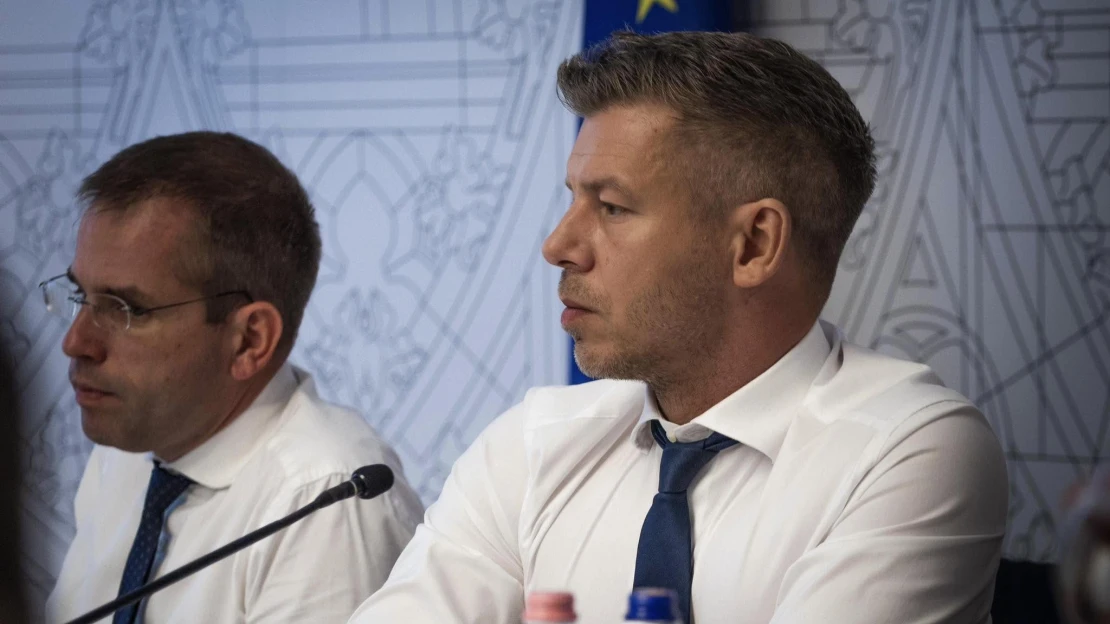 Fordulat Pakson: Magyar Péter fontos bejelentést tett