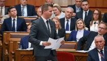 Rendkívüli ülés a Parlamentben, öt fontos ügyet tárgyalnak