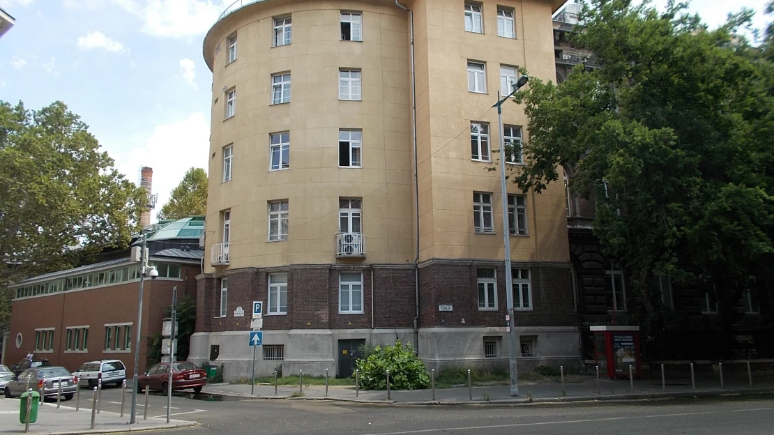 Az egyik egyetemre is elért a kormány tisztítótűz-művelete