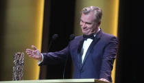 A leggazdagabb ember és a görög szélsőjobb is nekiment Christopher Nolan legújabb kasszasikerének