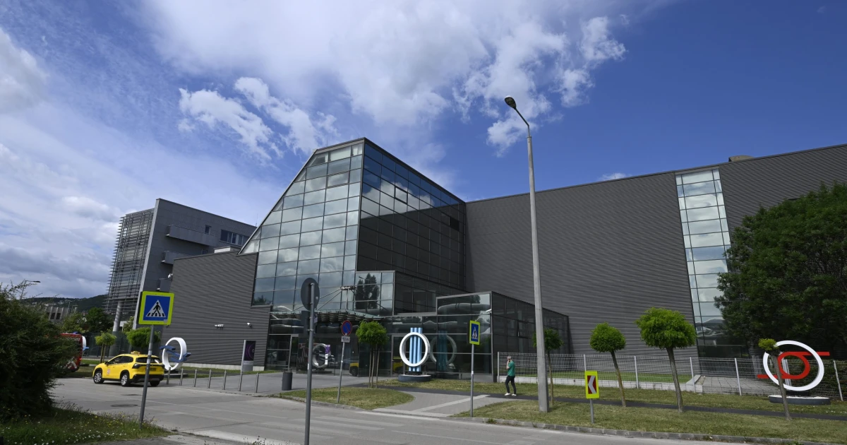 Meghallgatás nélkül választották meg a közmédia ideiglenes vezetőjét