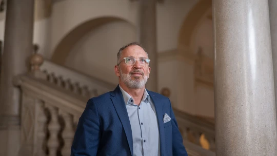Mindenki asszisztált ehhez a történethez – így nézett ki belülről, ahogy a NER rátelepedett egy egész szektorra