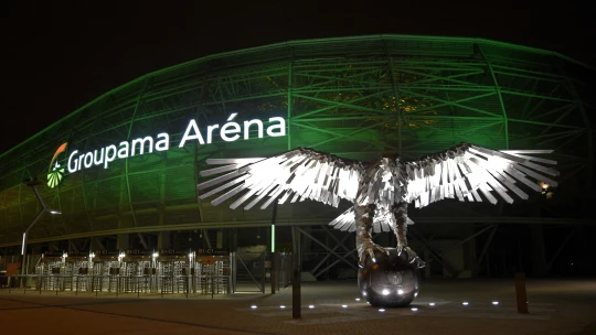 Ököl nagyságú betondarabok hullottak a Fradi közpénzmilliárdokból épült stadionjában, súlyos hibákat tárt fel egy jelentés