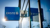 Leállás az egyik nagy banknál, a hétvégi utalásokat és online vásárlásokat is érinti