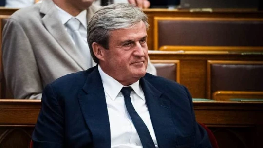 Vége a mézesheteknek a benzinkutakon