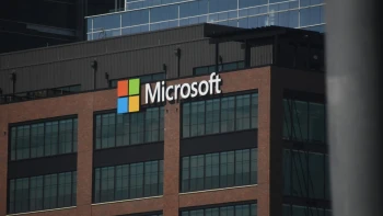 Milliárdokat fektet Európába a Microsoft, új MI-szövetséget jelentettek be