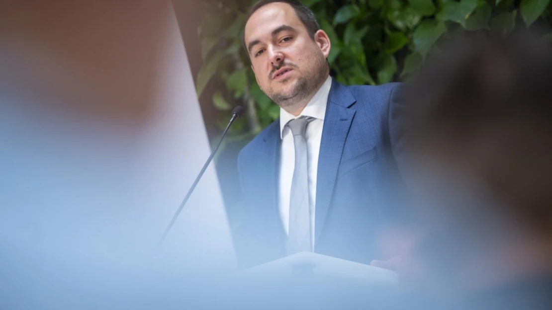 Itt kell élned, hogy elhidd: épületrombolásig fajult a vita Mészáros Lőrinc bizalmasának cégével, most bíróság előtt az ügy