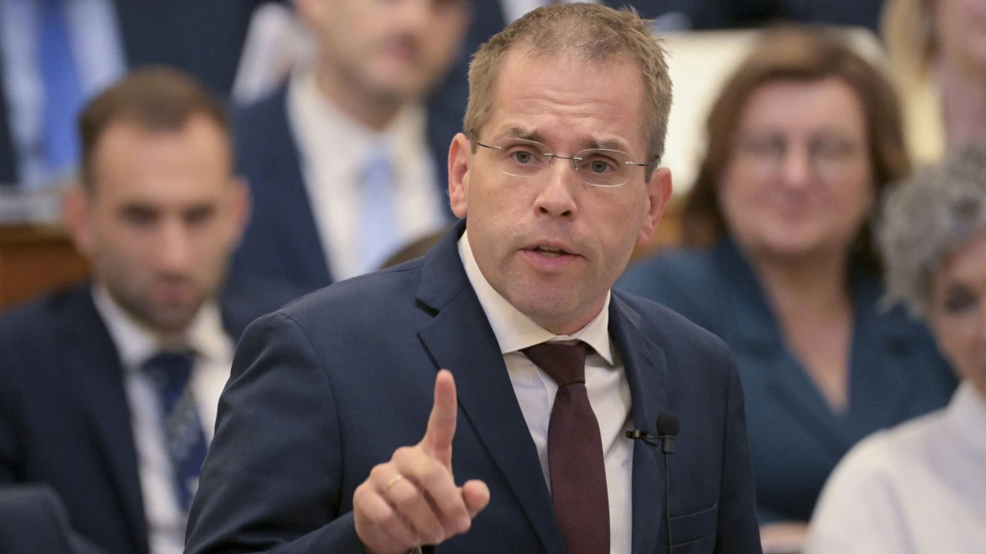 A rendőrség vizsgálhatja, mire ment el 28 milliárd állami pénz