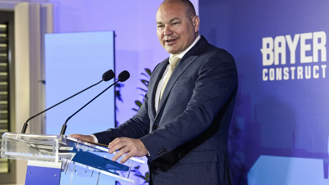 Csődeljárás a Bayer Constructnál: hatalmas ütést kaphat az egyik leggazdagabb magyar vagyona