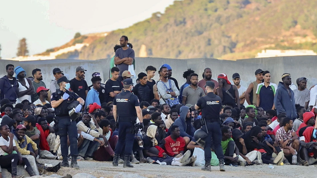 Ceutában megint nő a feszültség: álhírek terjednek a neten, Spanyolország újabb migrációs hullámra készül