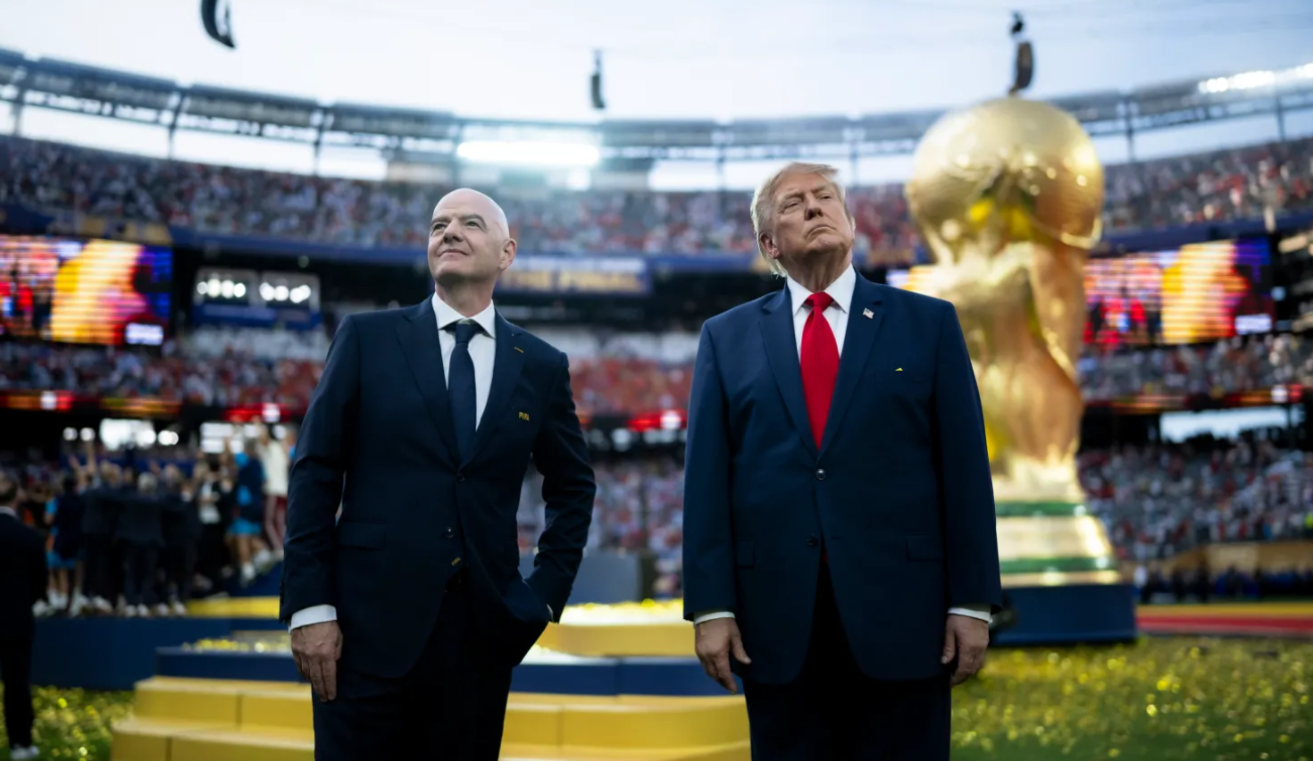 Nem halványul a FIFA milliárdos vébébiznisz-botránya, Trump családjáig vinnék az ügyet