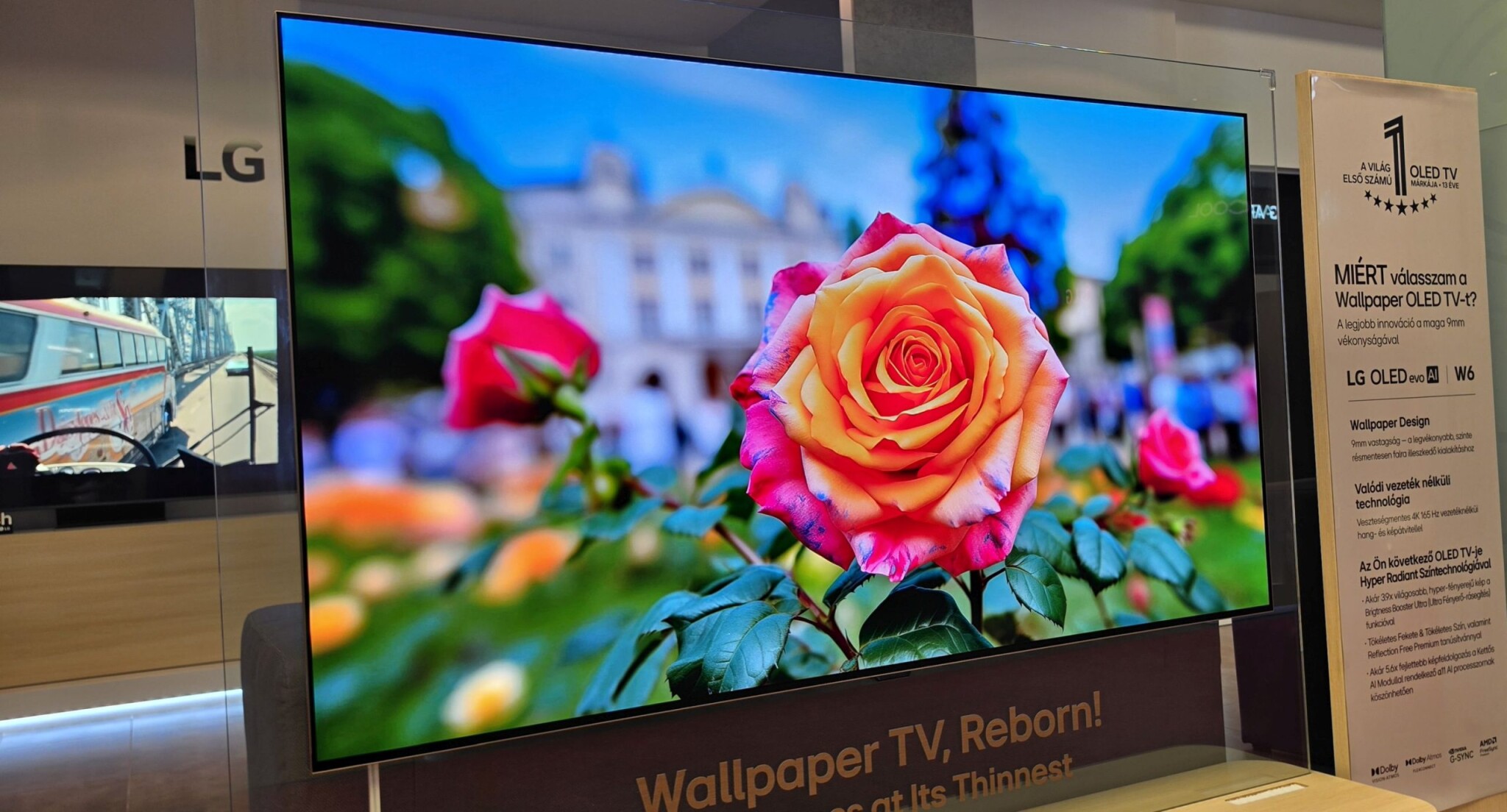 Tényleg a levegőben lebeg a dizájnbomba tévé. De megéri megvenni?