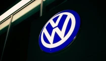 Nagy bajban a Volkswagen: tízmilliárd eurót kell lefaragni, ezrek állása kerülhet veszélybe