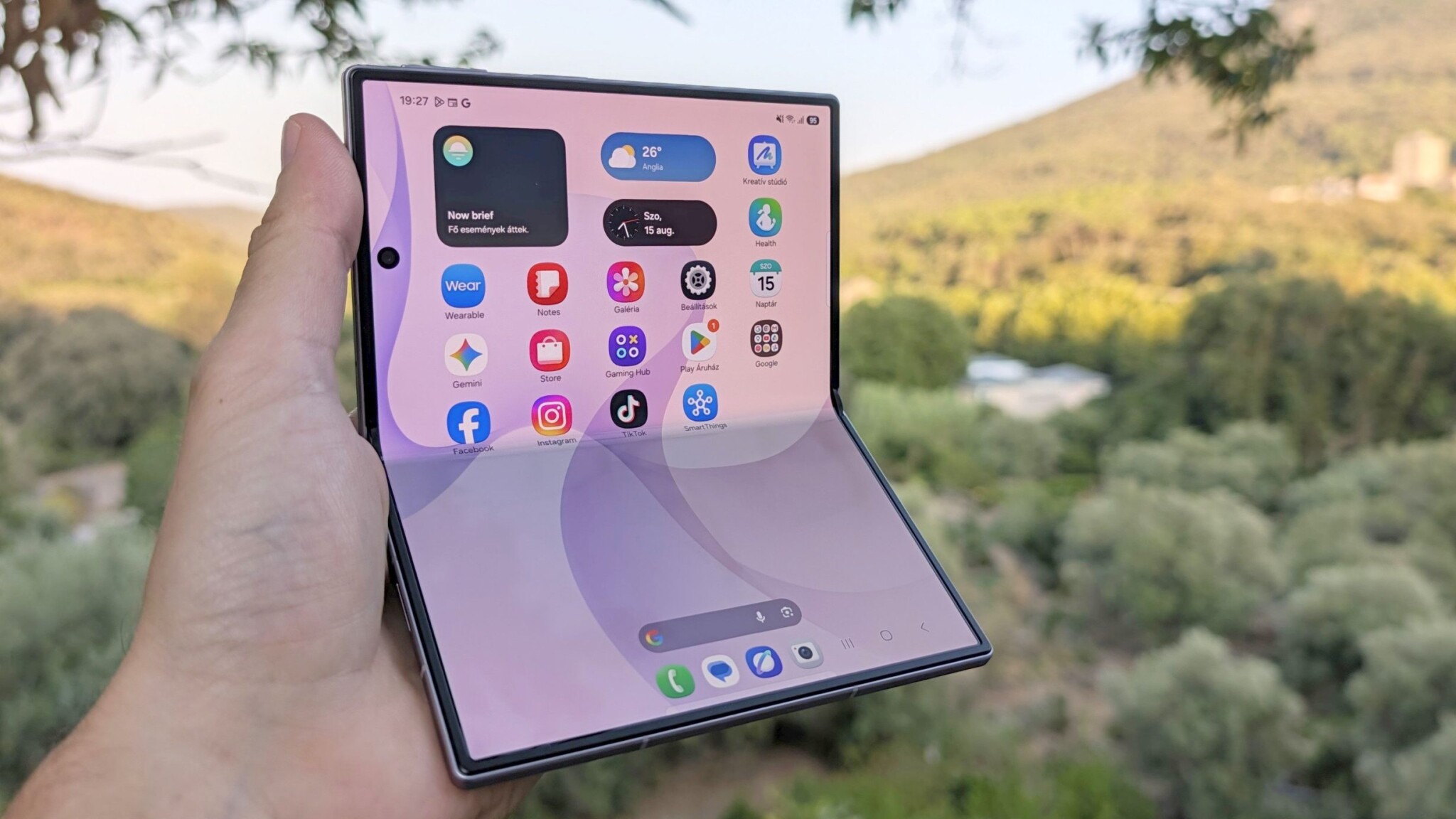 A Samsung útjára léphet az iPhone, vajon zsákutcába vezet?