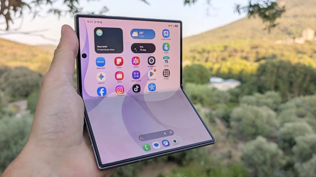 A Samsung útjára léphet az iPhone, vajon zsákutcába vezet?