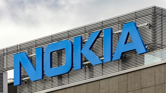 Szinte minden kínai telephelyét bezárhatja az egyik európai techóriás