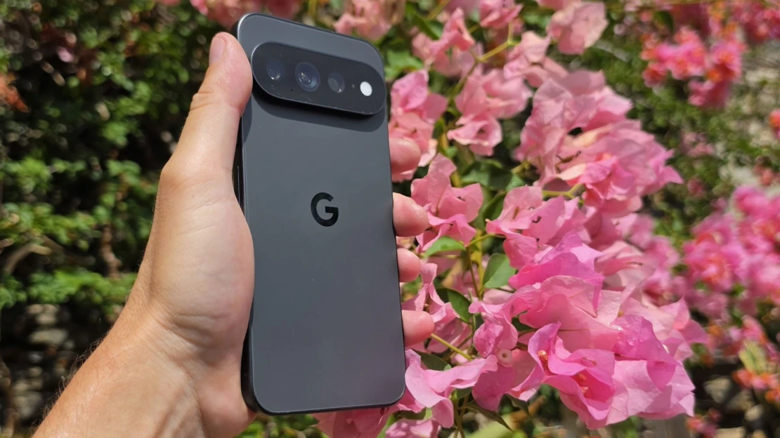 Itt a Google pofonja az Apple-nek és a kínai telefongyártóknak?