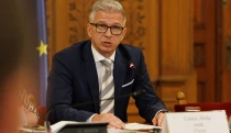 Megvan, kit kér fel a Tisza szakértőnek, hogy megvizsgálják „a világ legnagyobb bankrablását”