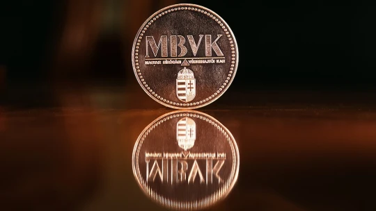 Büntetlen marad a végrehajtói kar Rogán köreiig érő ingatlanértékesítése?