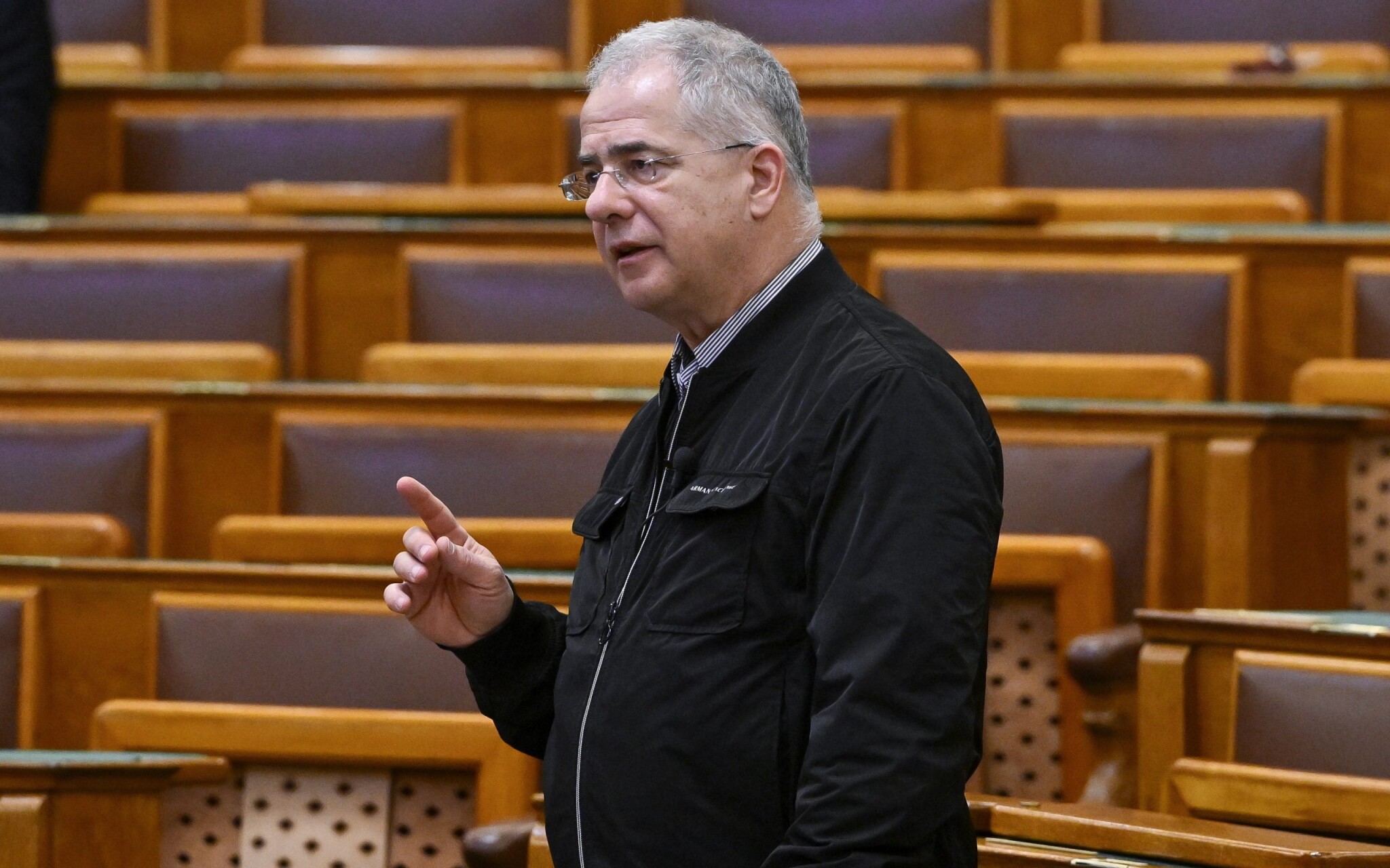 Több fontos döntést is hoztak: két ismert fideszes politikust is meghallgatnak az MNB-ügyben
