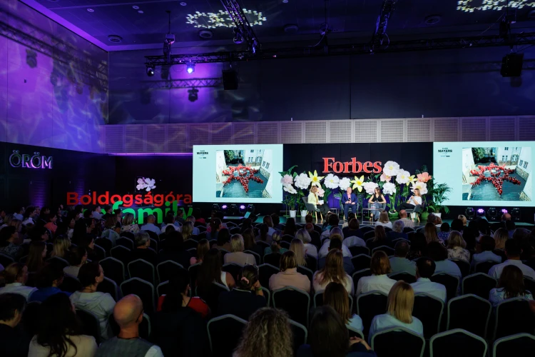 Pál Feri, Orvos-Tóth Noémi, Rudolf Péter: egy nap a boldogság nyomában – ilyen volt a Forbes Makers Day_23