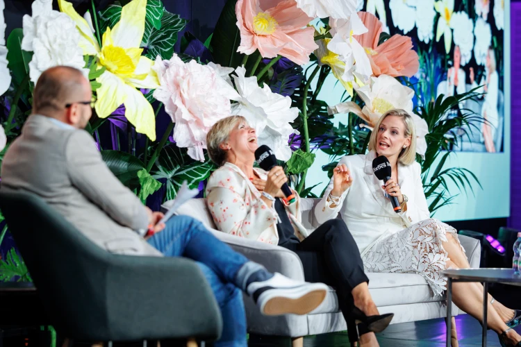 Pál Feri, Orvos-Tóth Noémi, Rudolf Péter: egy nap a boldogság nyomában – ilyen volt a Forbes Makers Day_34