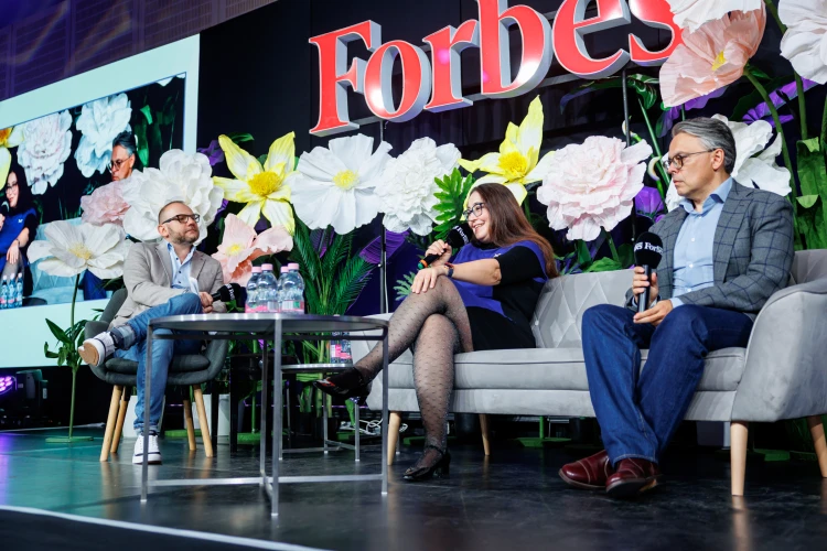 Pál Feri, Orvos-Tóth Noémi, Rudolf Péter: egy nap a boldogság nyomában – ilyen volt a Forbes Makers Day_62