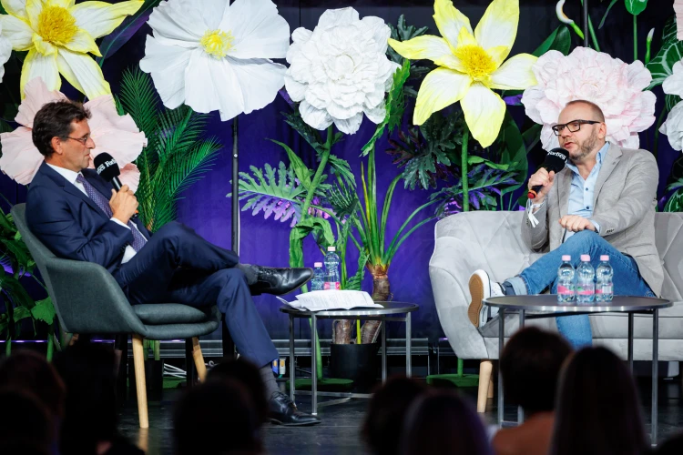 Pál Feri, Orvos-Tóth Noémi, Rudolf Péter: egy nap a boldogság nyomában – ilyen volt a Forbes Makers Day_105