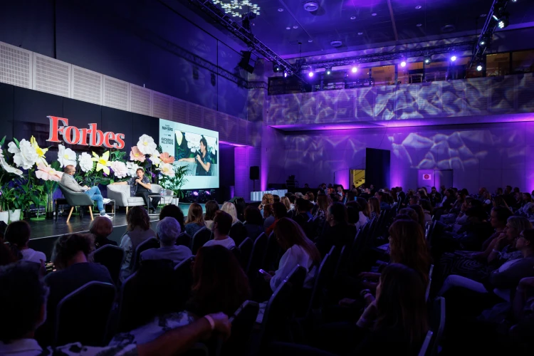 Pál Feri, Orvos-Tóth Noémi, Rudolf Péter: egy nap a boldogság nyomában – ilyen volt a Forbes Makers Day_131