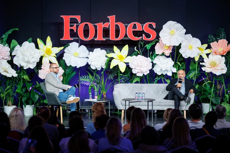 Pál Feri, Orvos-Tóth Noémi, Rudolf Péter: egy nap a boldogság nyomában – ilyen volt a Forbes Makers Day_149