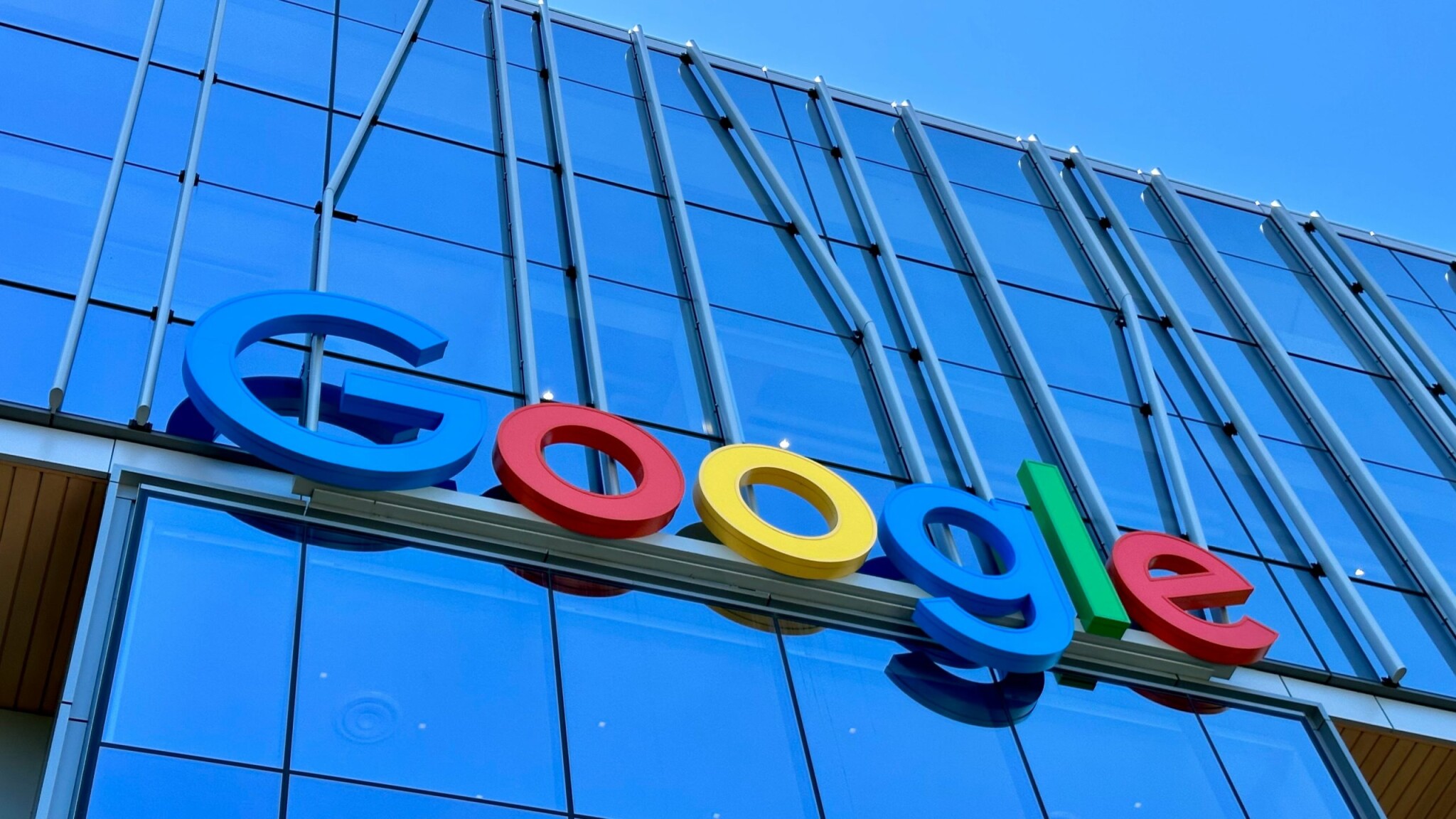 A Google 4600 milliárd forintot költ MI-re egy európai országban, és 22 évre atomerőművi áramot is vesz tőle
