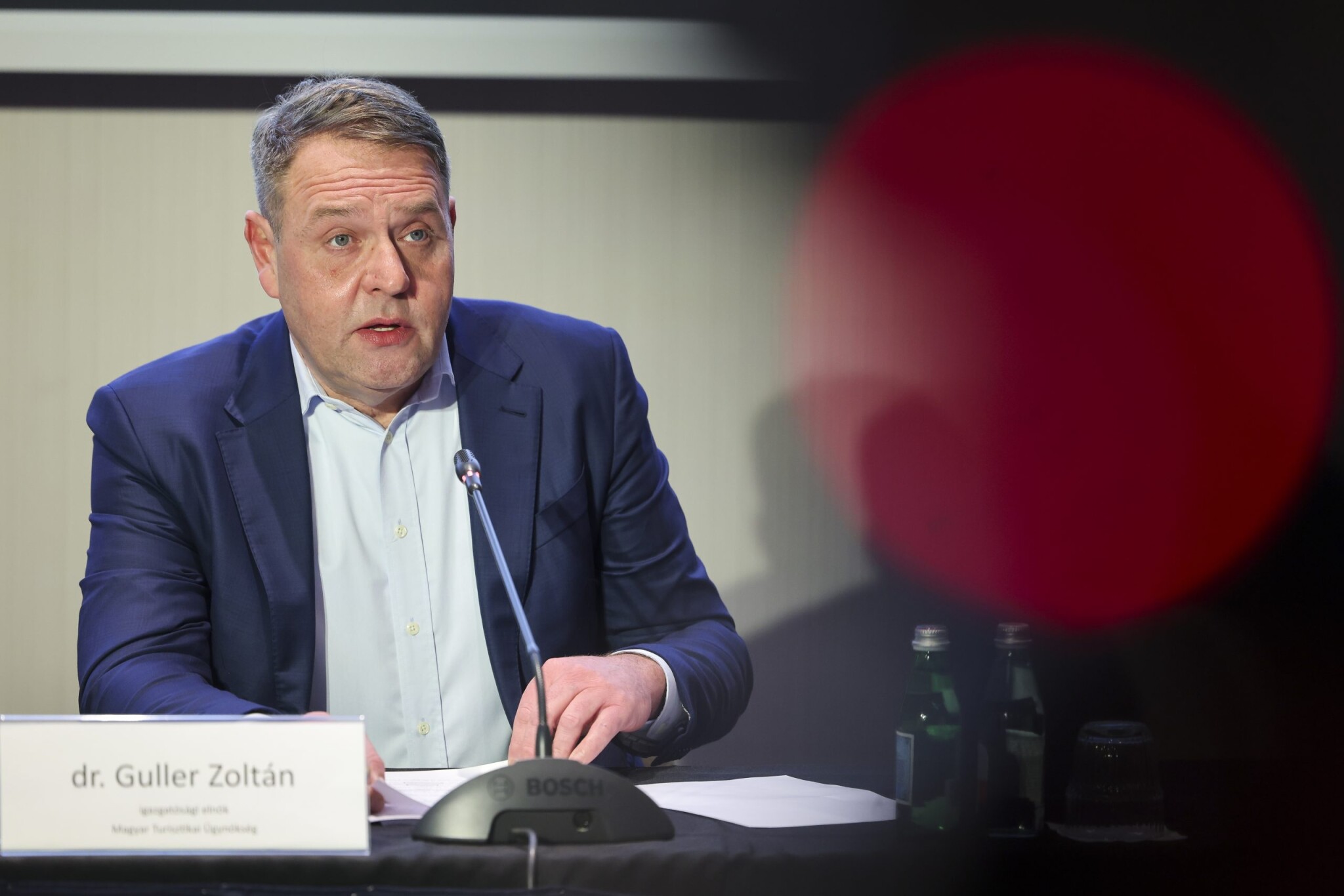 HVG: Külföldre költözhet Orbán Ráhel bizalmasa, miután több NER-es pozícióját is elvesztette