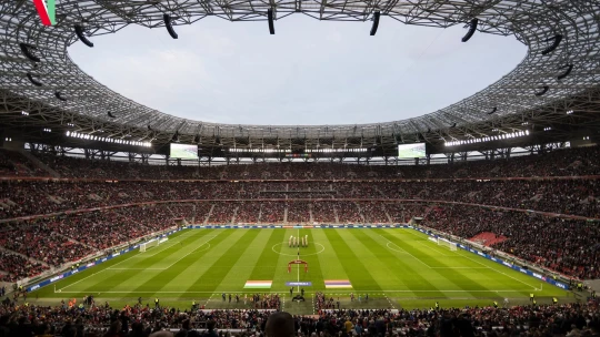Százmilliárdok mentek el, mert Orbánék kifizetőhelynek tekintették a sportot