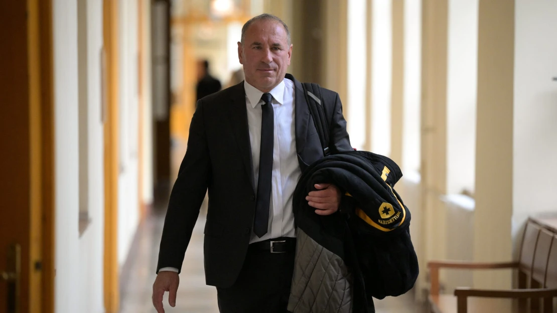 Letöltendő börtönre ítélték a korábbi fideszes képviselőt, aki még mindig azt mondja: ő megvesztegethetetlen