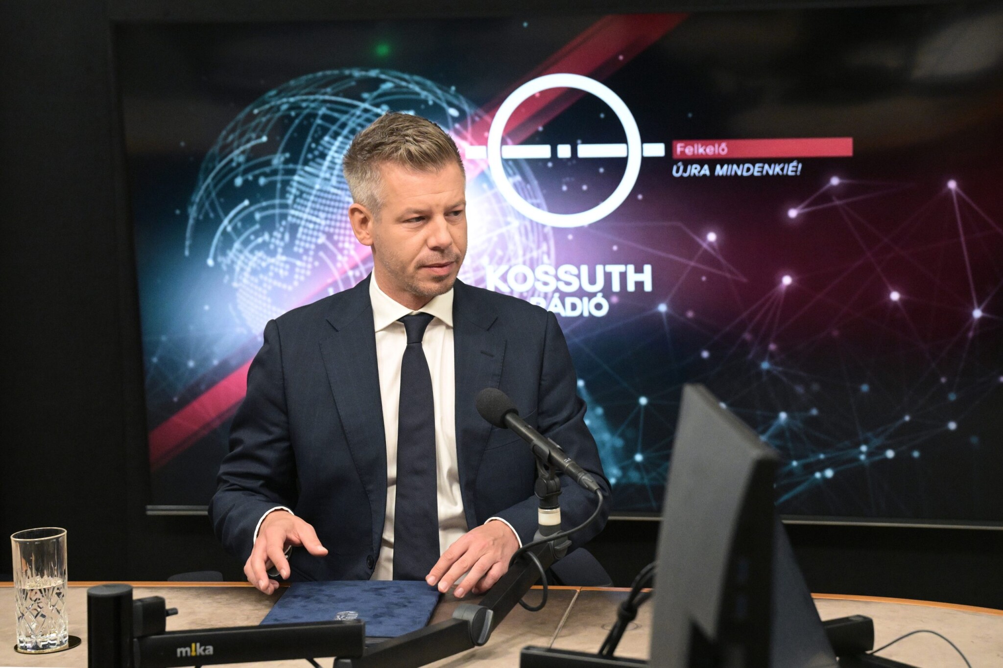 A Profession.hu-n is felbukkant a közmédia vezérigazgatói állása, ekkora fizetést ajánlanak
